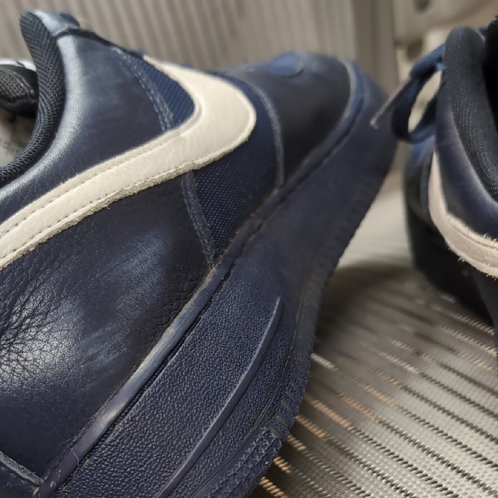 Nike Air Force 1 Low Gore-Tex Navy Obsidian - Picture 9 of 9